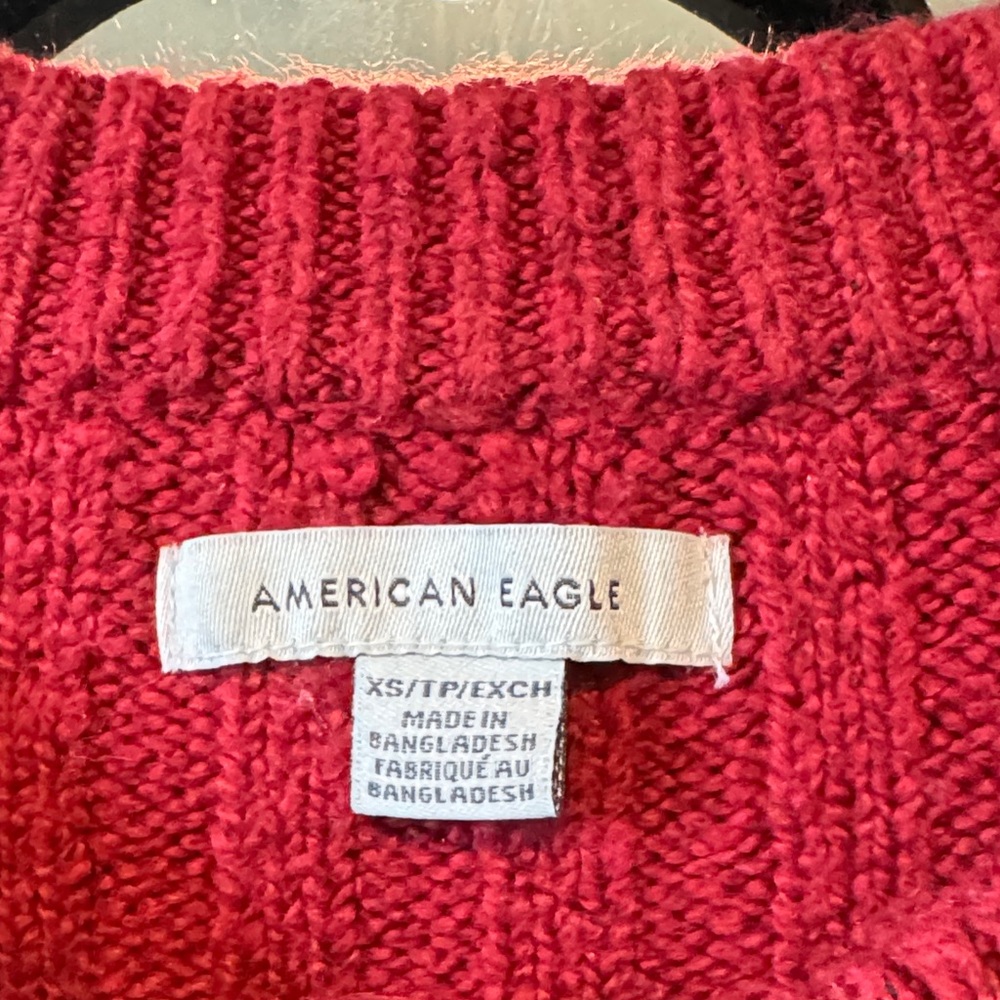 American Eagle Outfitters Red Henley Crew Neck Sweater - Picture 2 of 3